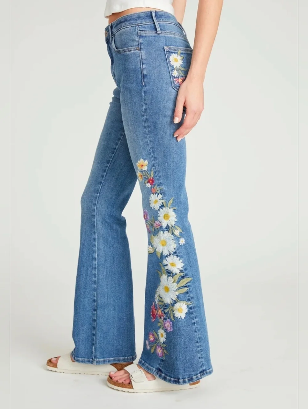 Driftwood Fab Farrah - Daisyland Embroidered Flared Jeans 30 - Picture 1 of 5